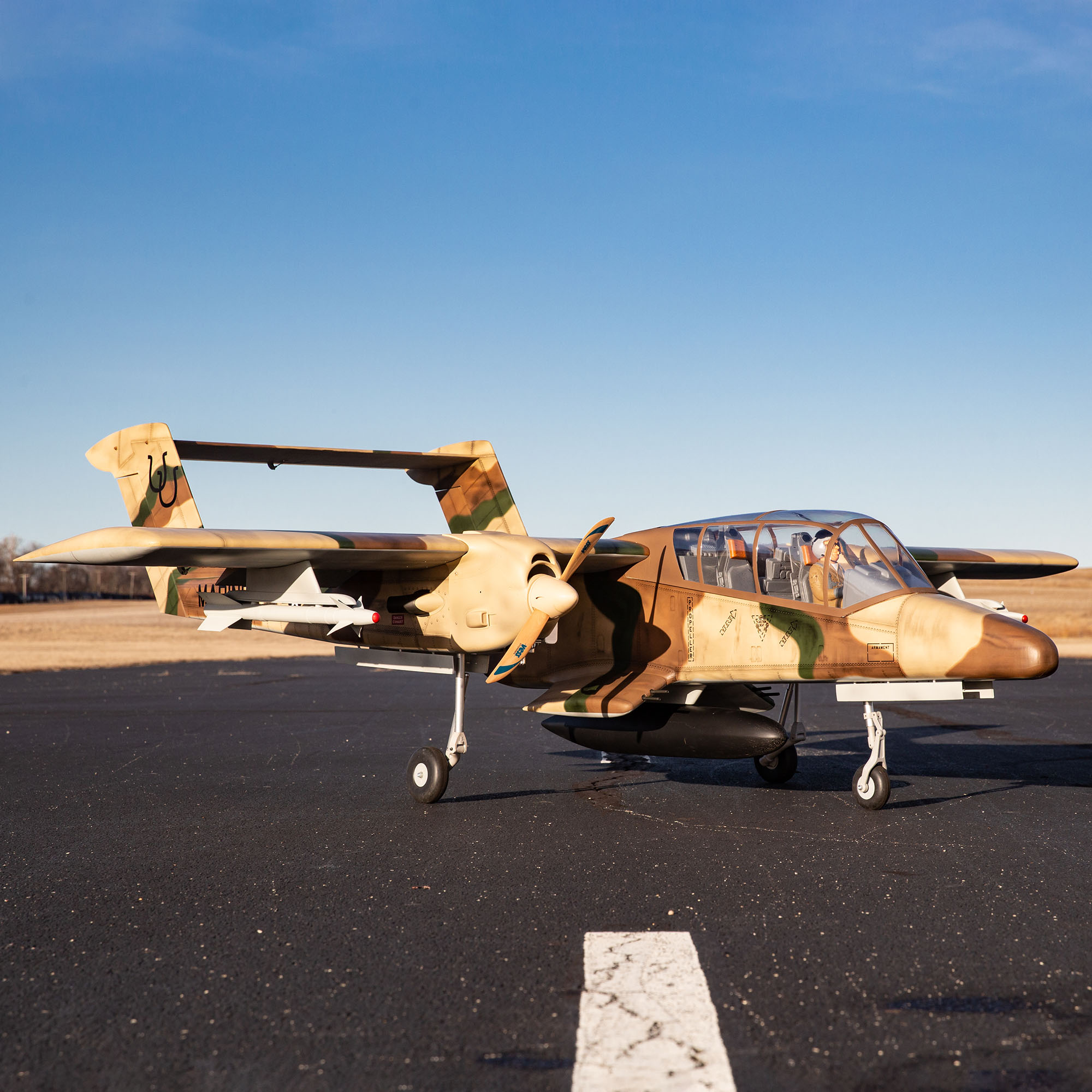 OV-10 Bronco 30cc ARF, 108