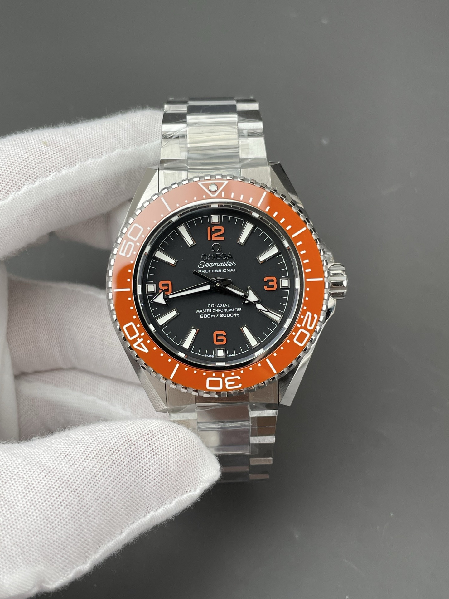 Omega Seamaster Ocean Universe 600M