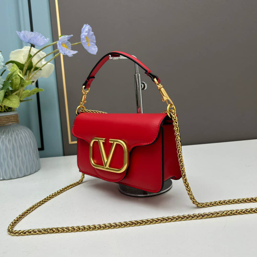 Valentino Locò Small Shoulder Bag In Red 20Cm 1W2B0K53Zxlm24