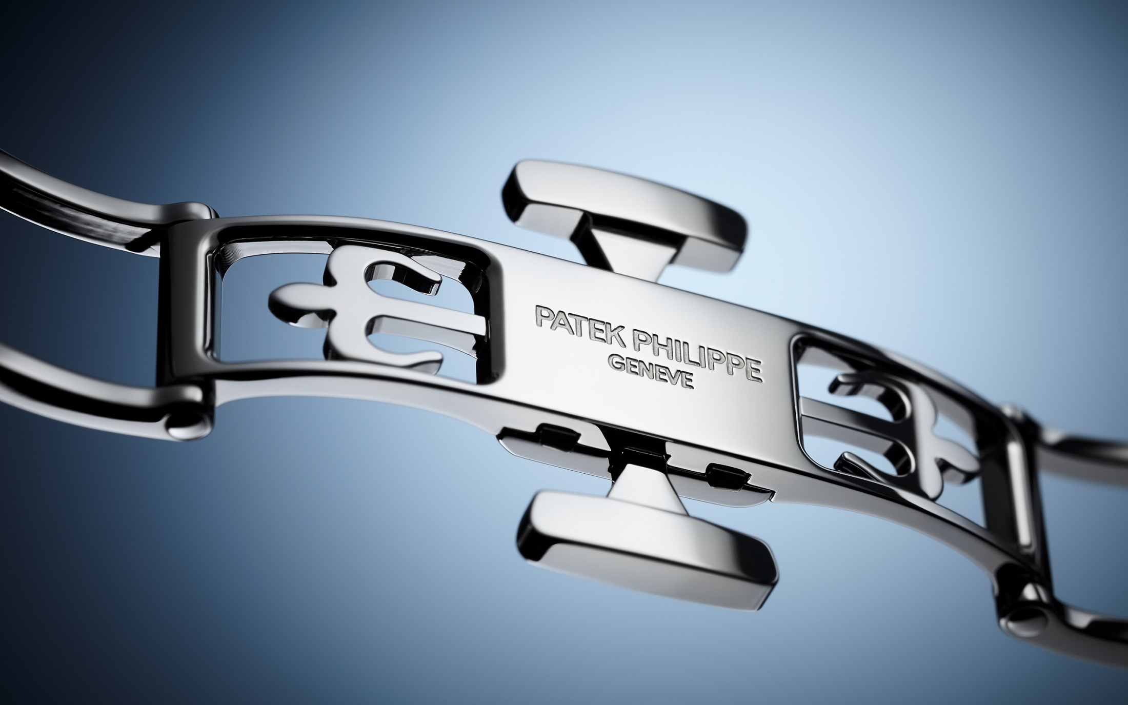 ​Pate Phili Complications 4947 1A-001