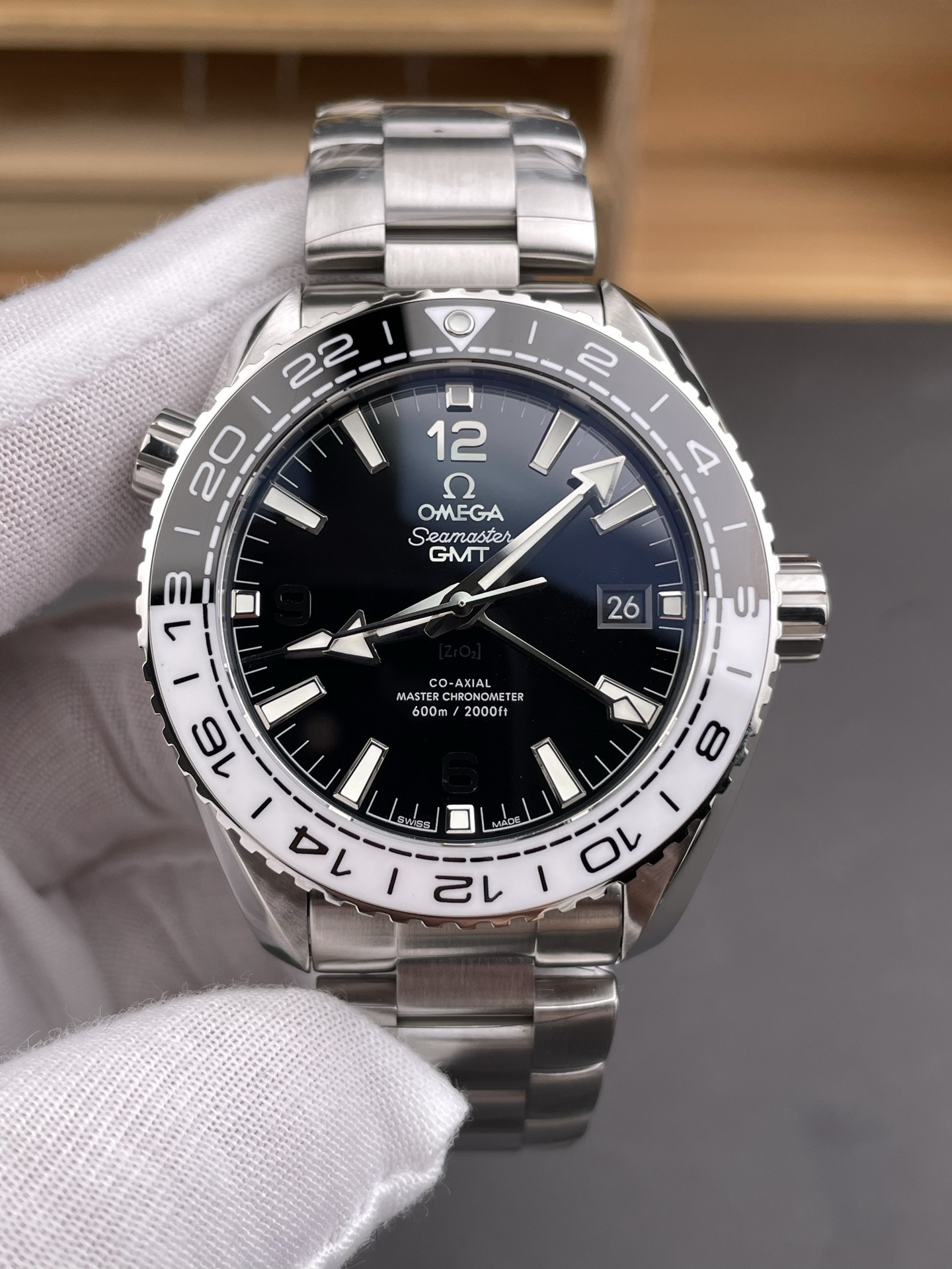 Seamaster 600 GMT, Taiji Bezel