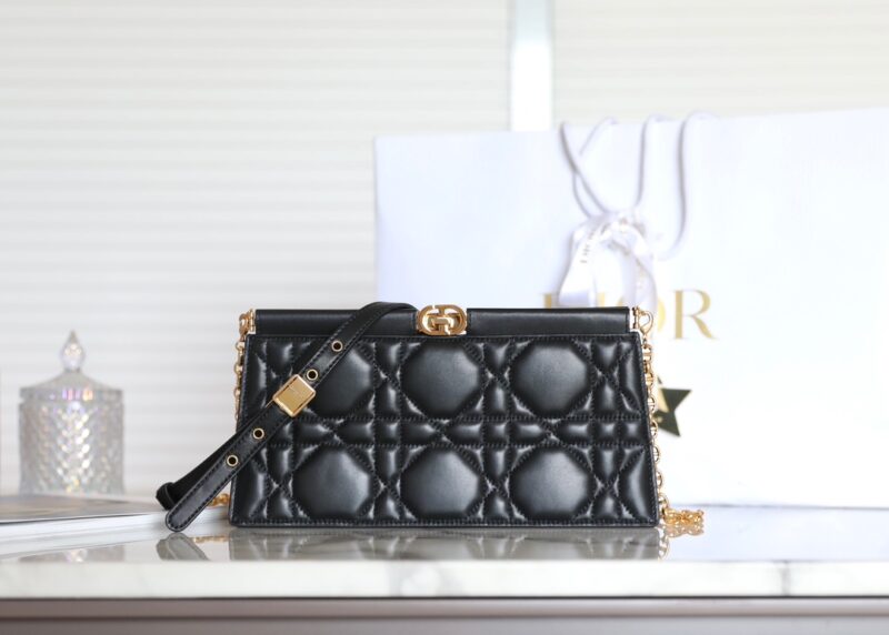 Replica Dior Miss Caro Noire Clutch