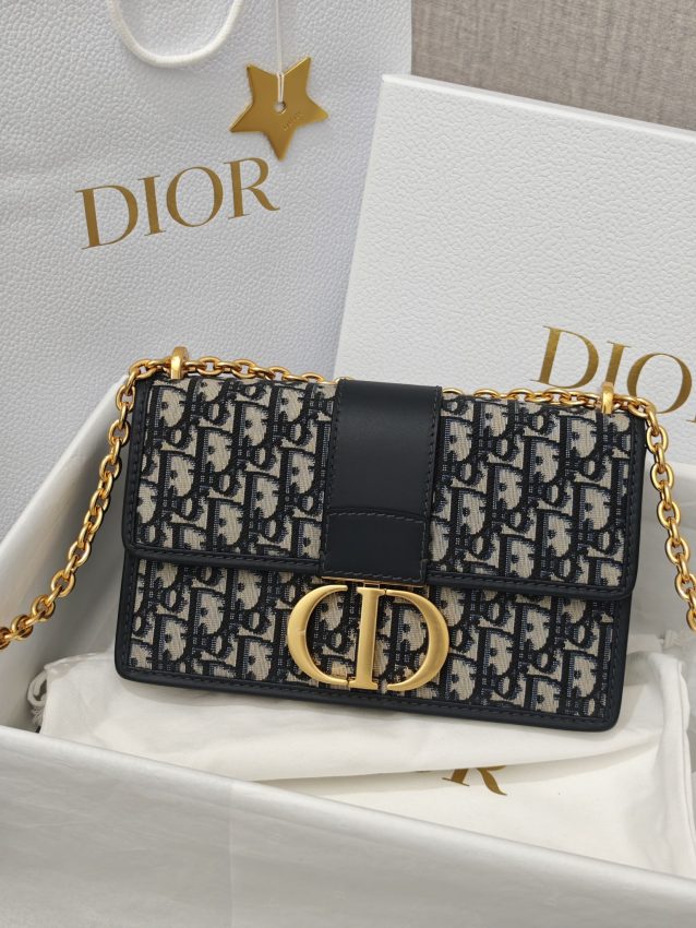 Replica Dior 30 Montaigne On Chain