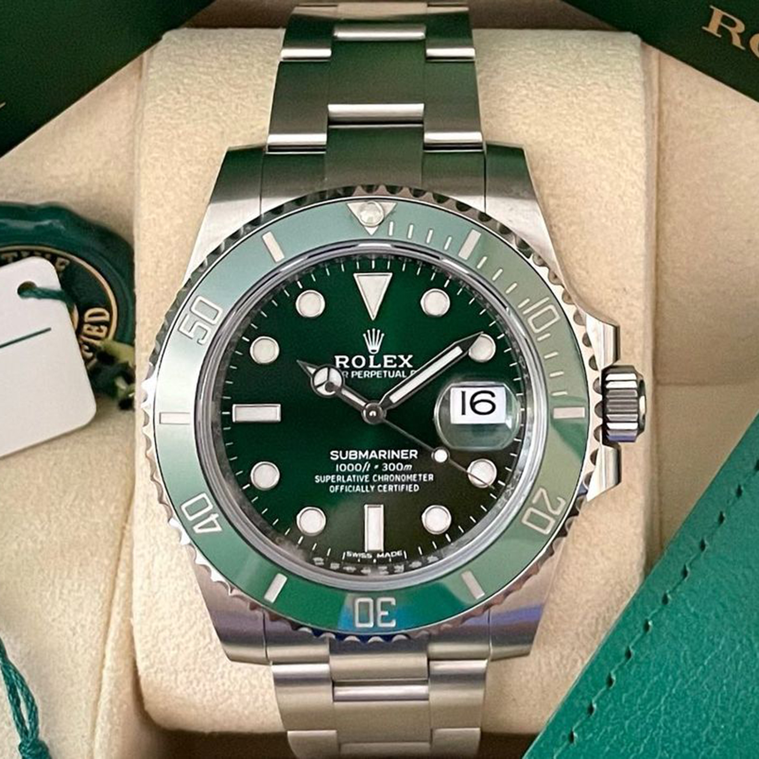 Rolex Submariner Date Hulk Green Dial Steel Mens Watch 116610LV Unworn