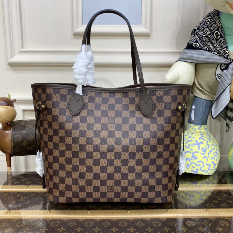 Replica Louis Vuitton Neverfull MM Grid Pink Inside