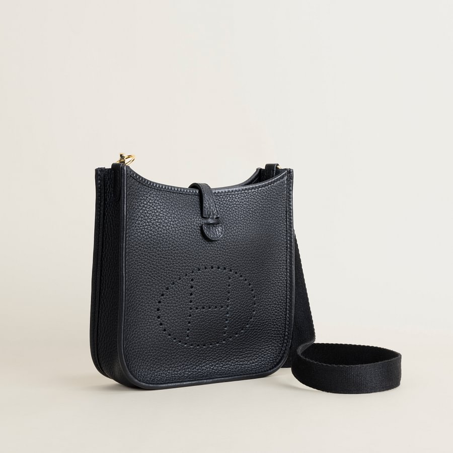 Evelyn 29 Custom-made