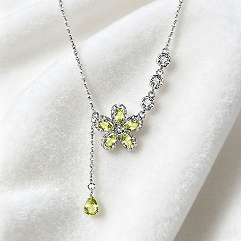 GemVibra Multi-Stone Flower Pendant Necklace in 925 Silver