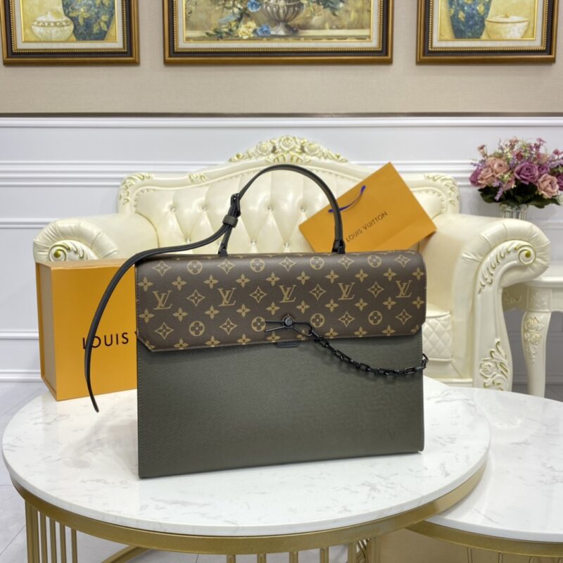 Replica Louis Vuitton Robusto Briefcase