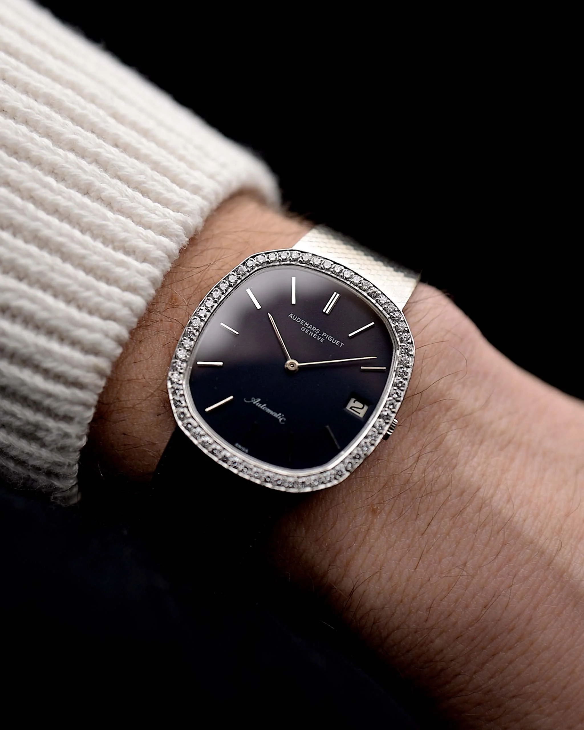 Audemars Piguet Ellipse 18k Diamond Black 1970s