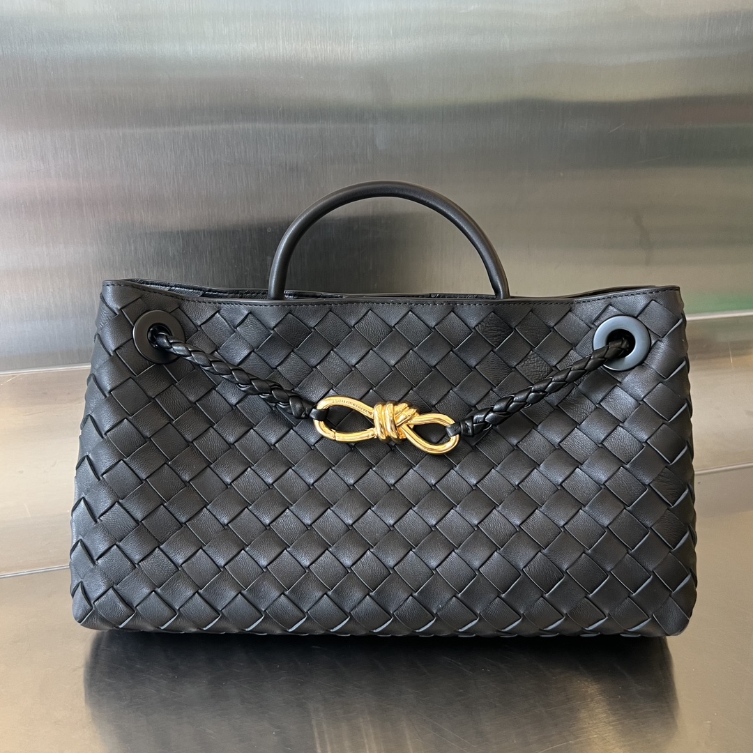 Bottega Veneta East West Andiamo Replica
