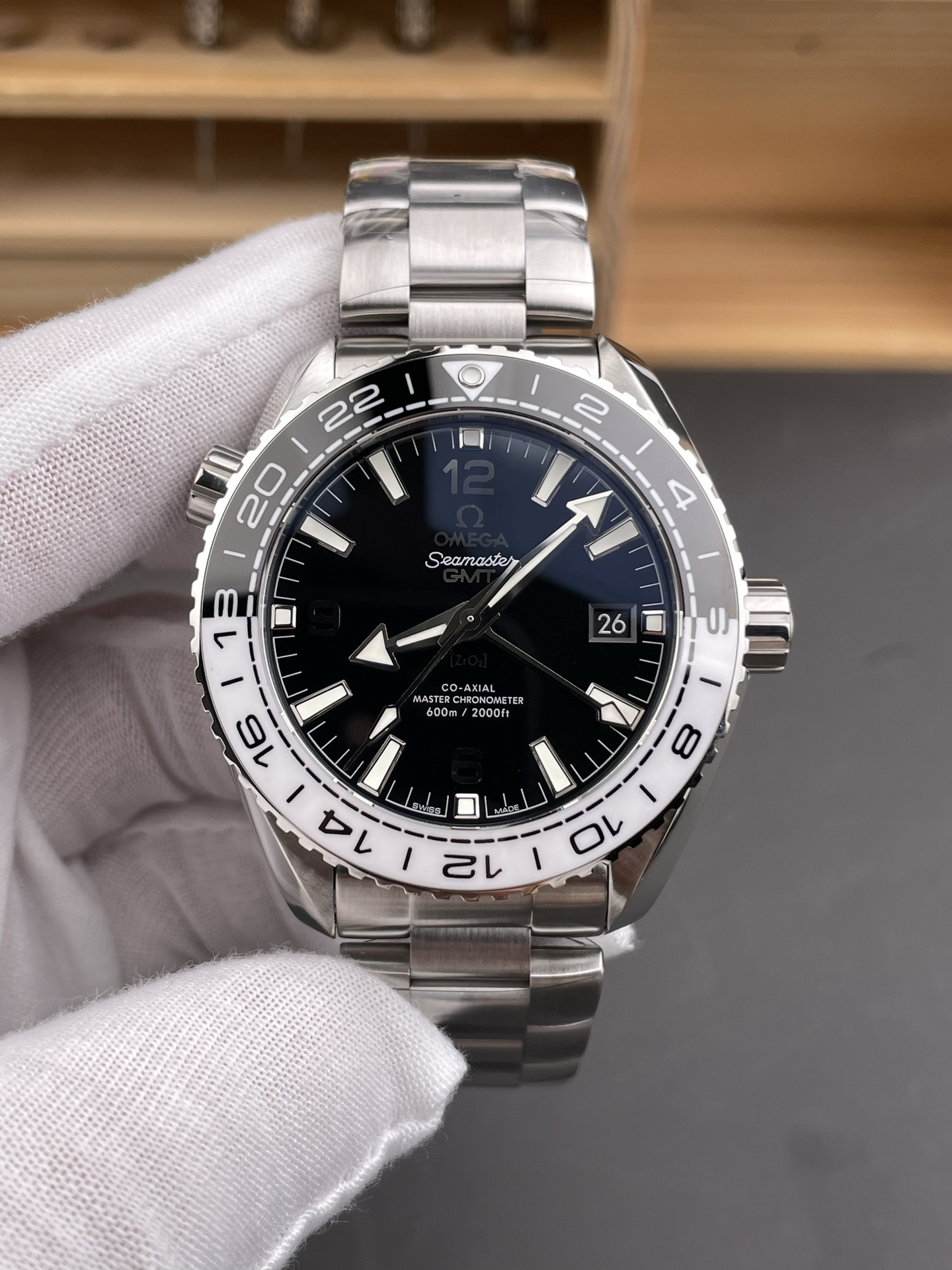 Seamaster 600 GMT, Taiji Bezel