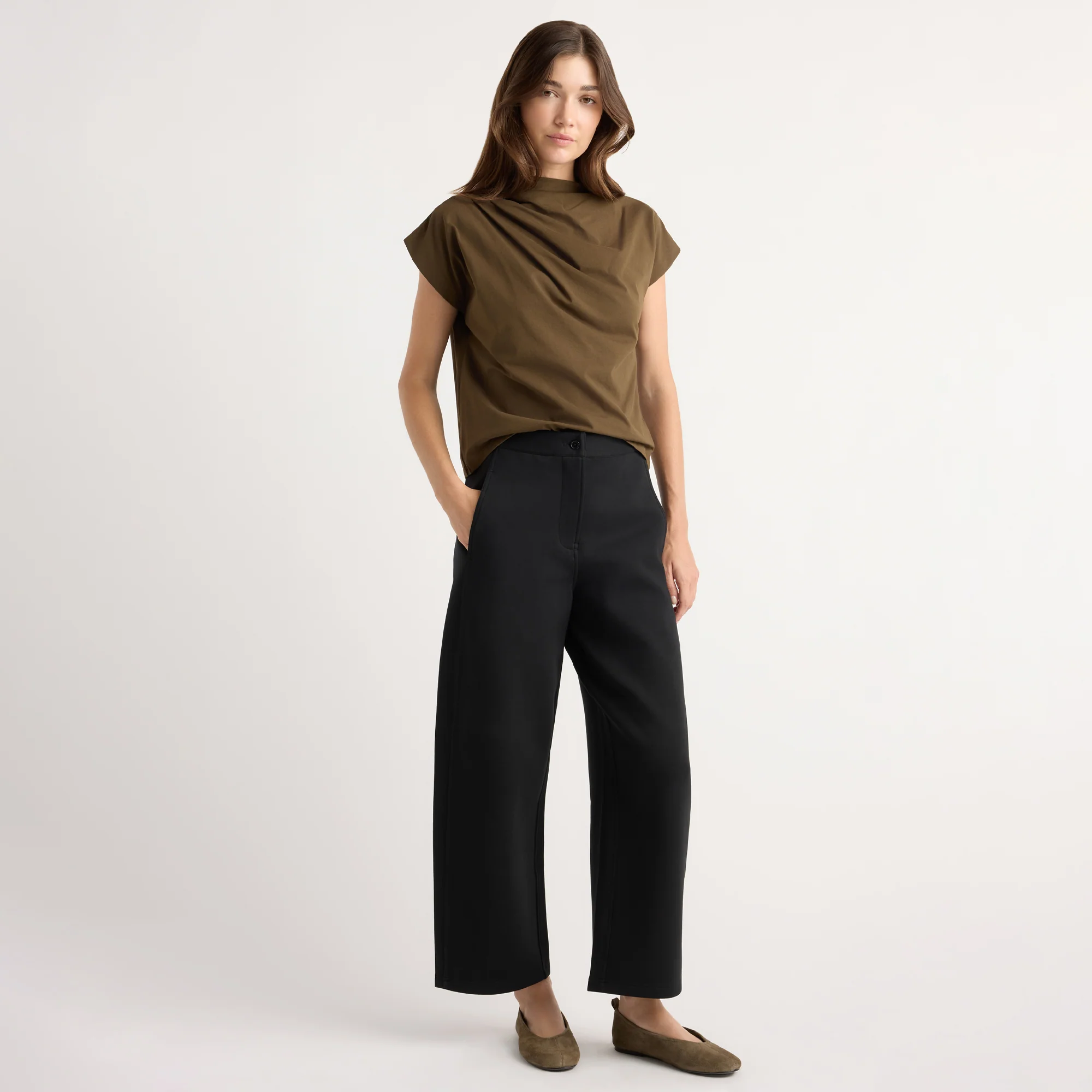 Chase Stretch-Waist Scuba Barrel-Leg Pant