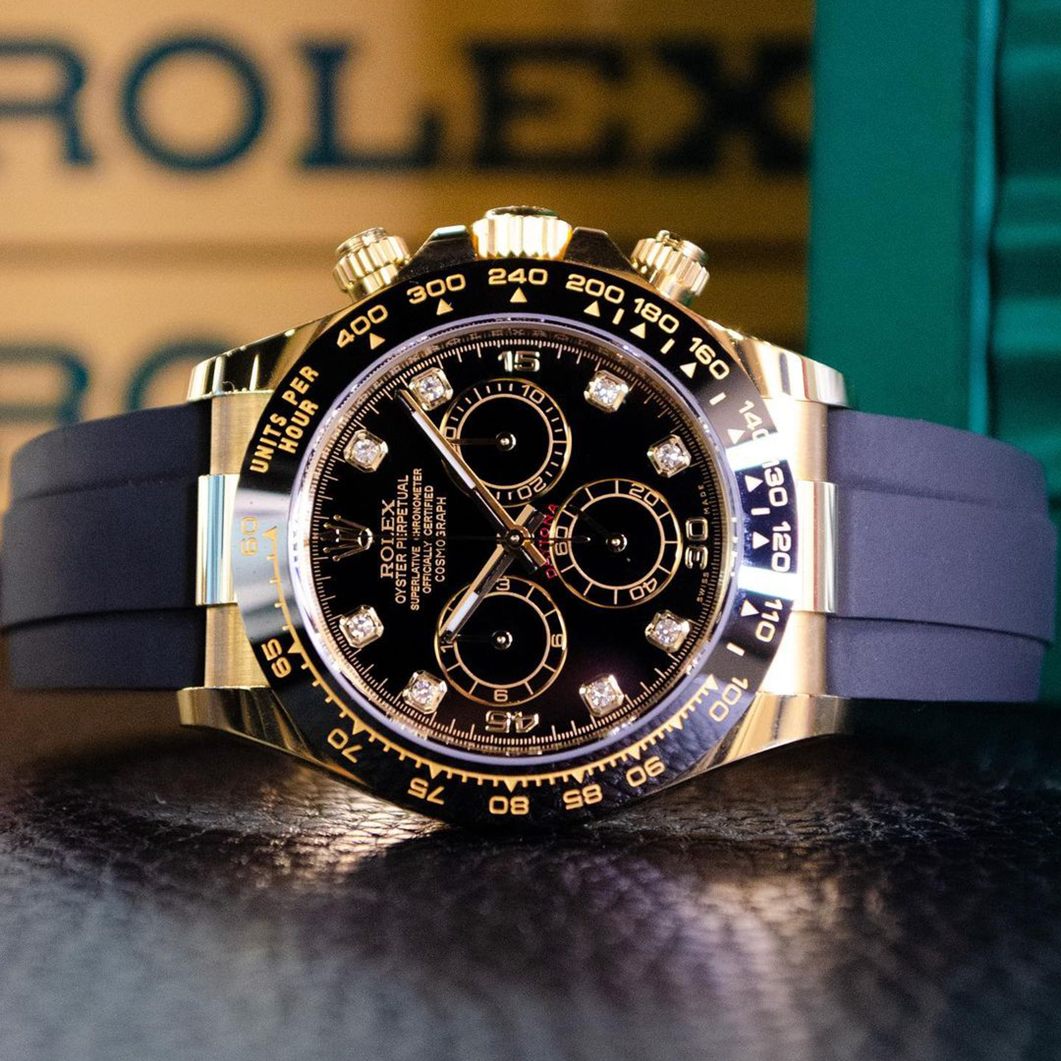 ​Rollie-The Crown Daytona Yellow Gold Black-Diamond Oysterflex Strap 116518LN-0046