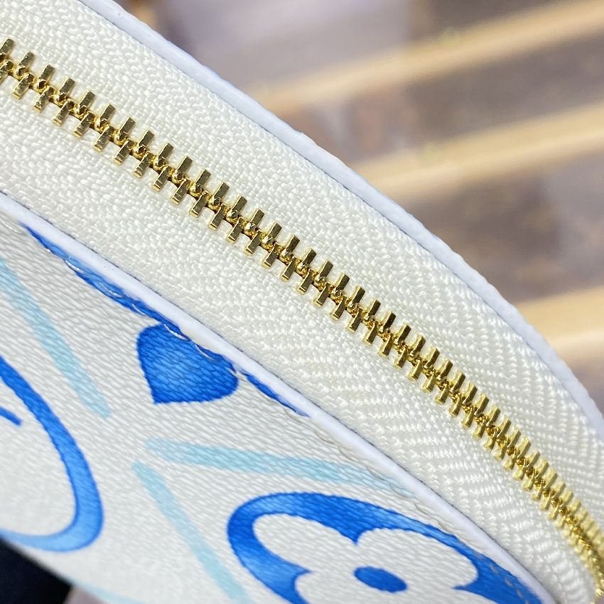 Replica Louis Vuitton Pochette Cosmétique Blue