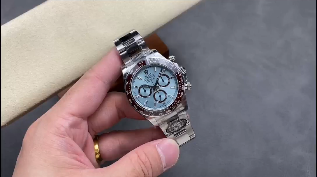 Rolex Platinum Cosmograph Daytona Ice Blue Ice Blue Diamond Baguette Mark 126506 0002