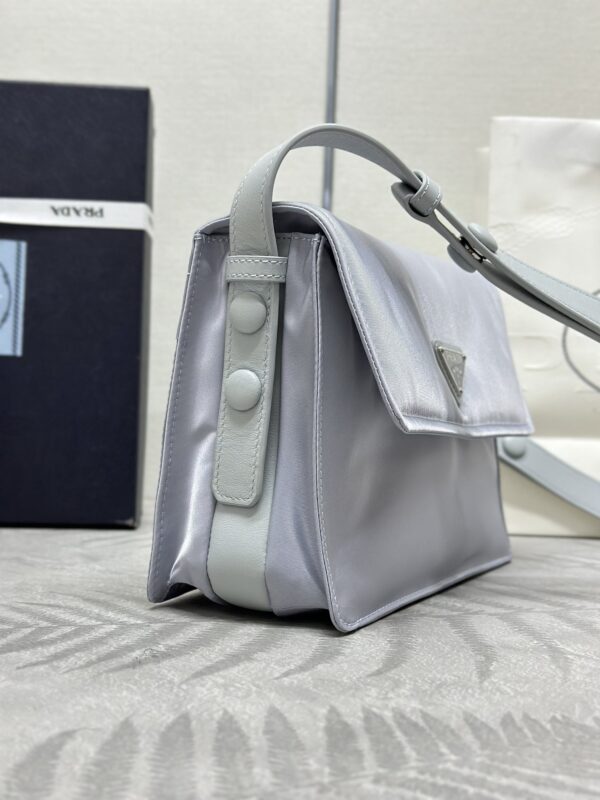 Replica Prada Re – Nylon Shoulder Bag Ice Grey