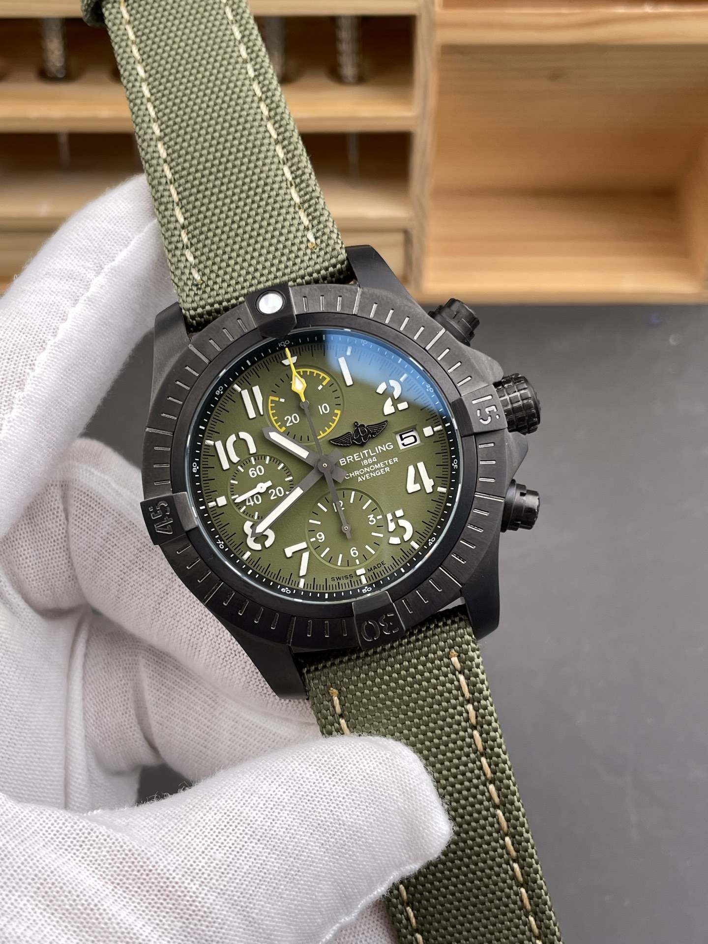 Avenger Night Mission 46mm
