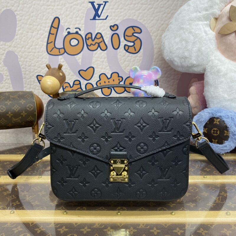 Replica Louis Vuitton Pochette Metis Black