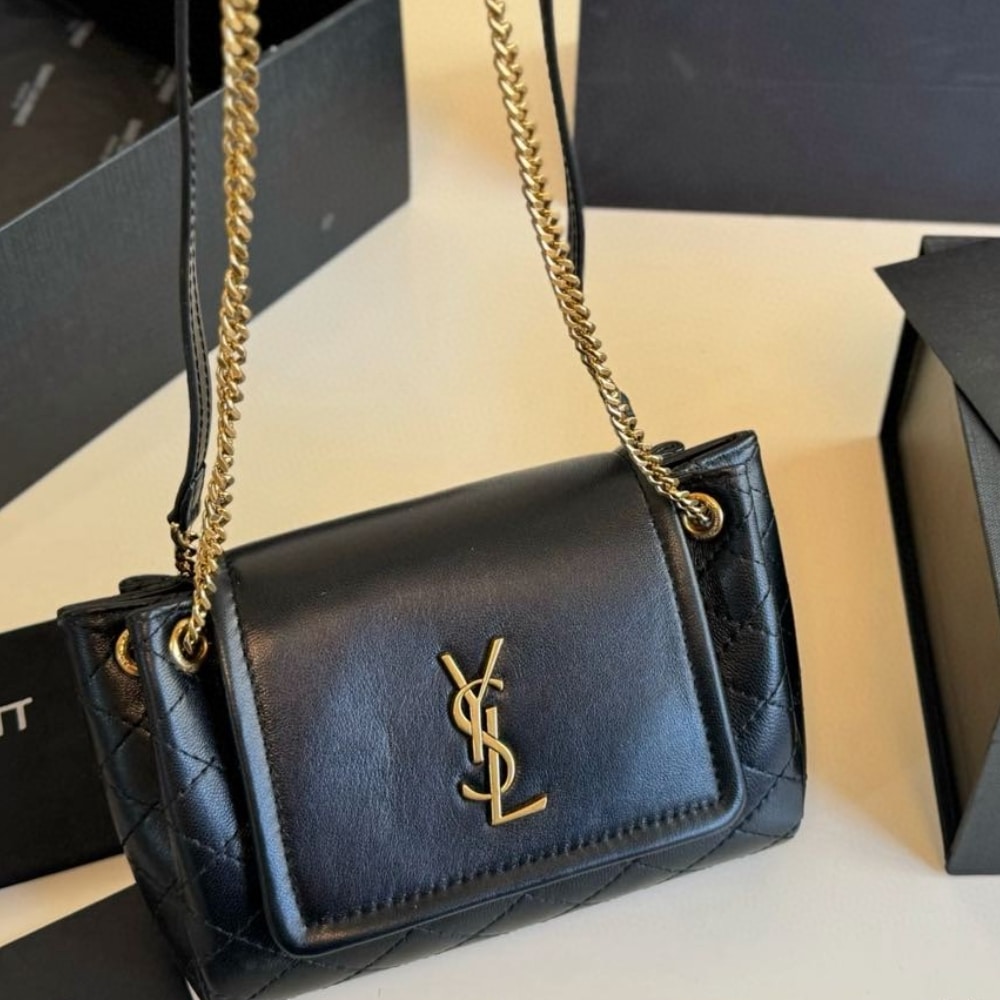 Saint Laurent Mini Nolita In Black 18cm 6727381el071000