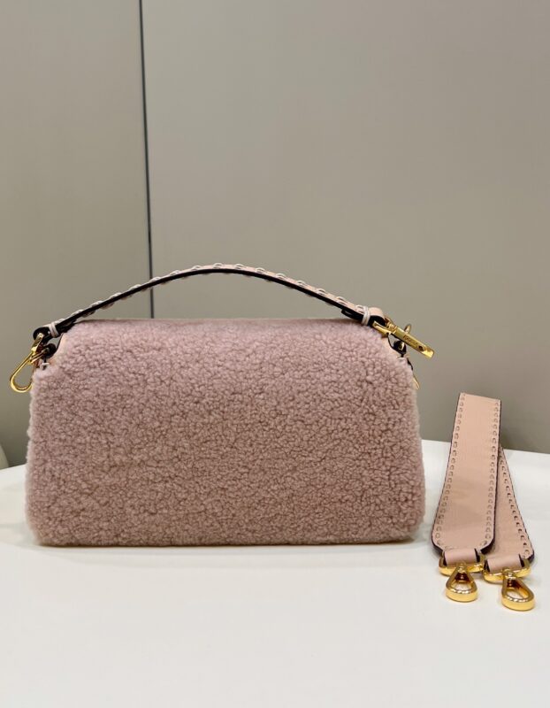 Replica Fendi Baguette Pink Wool