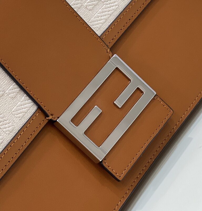 Replica Fendi Baguette Pouch Brown