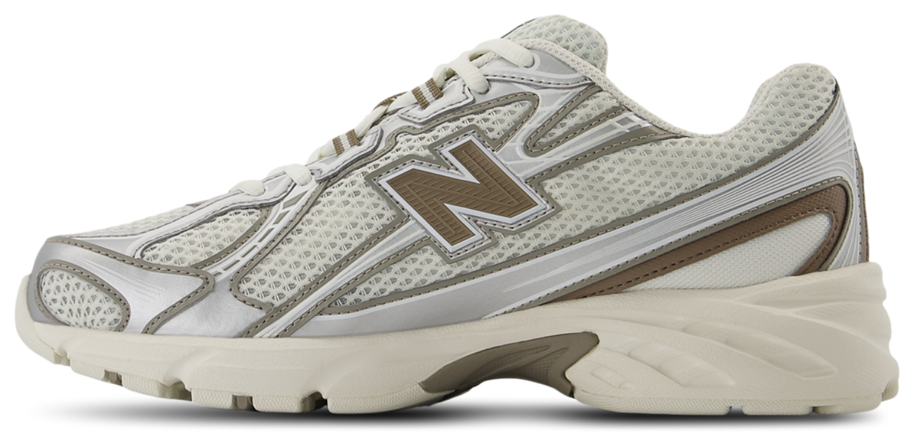 New Balance 740