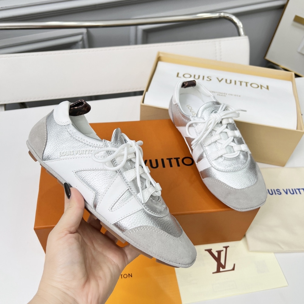 Louis Vuitton Lv Sneakerina Silver 1Ahojd