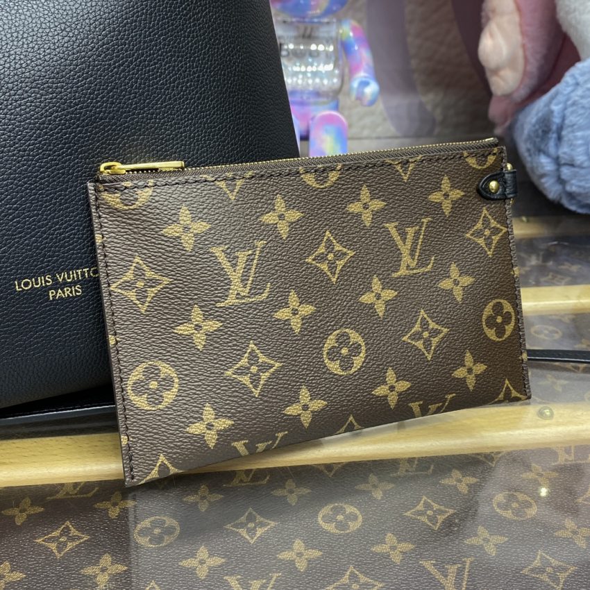 Replica Louis Vuitton Low Key Hobo Black