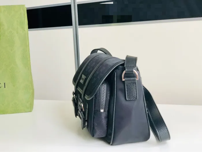 Replica Gucci Messenger Bag