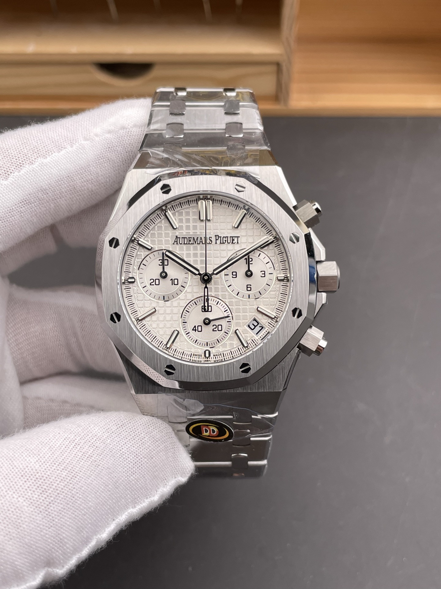 Royal Oak 26240 Silver White Dial