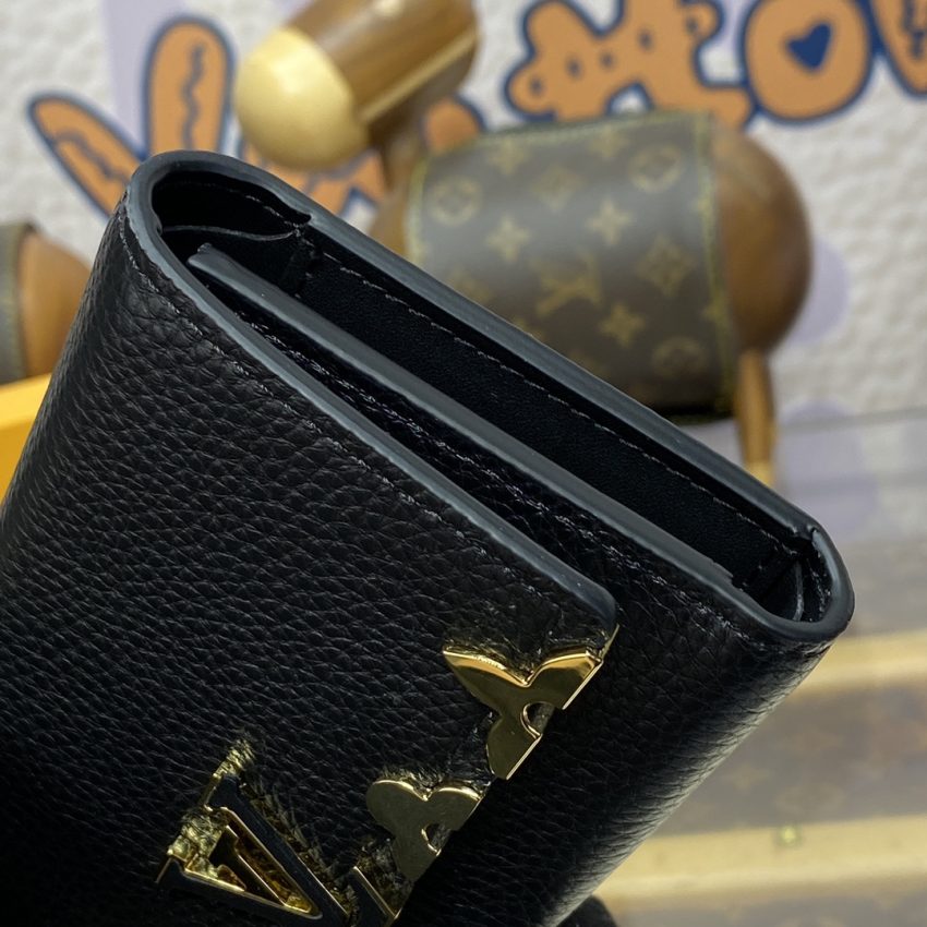 Replica Loius Vuitton Capucines Compact Wallet