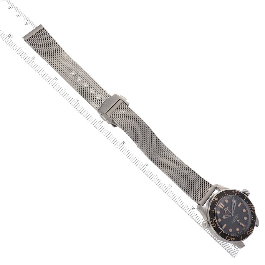 Omega Seamaster 007 Edition Titanium Mens Watch 210.90.42.20.01.001