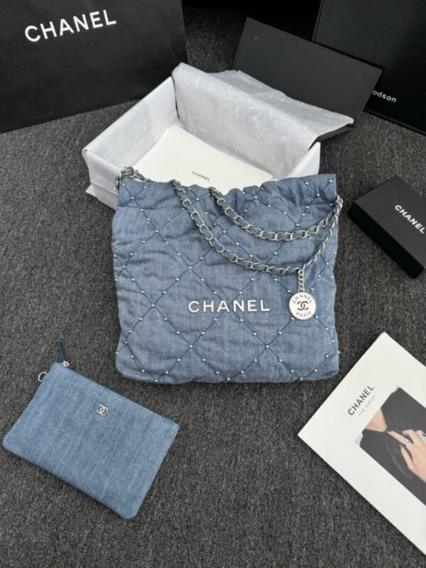 CHANEL 22 Small Handbag  Denim