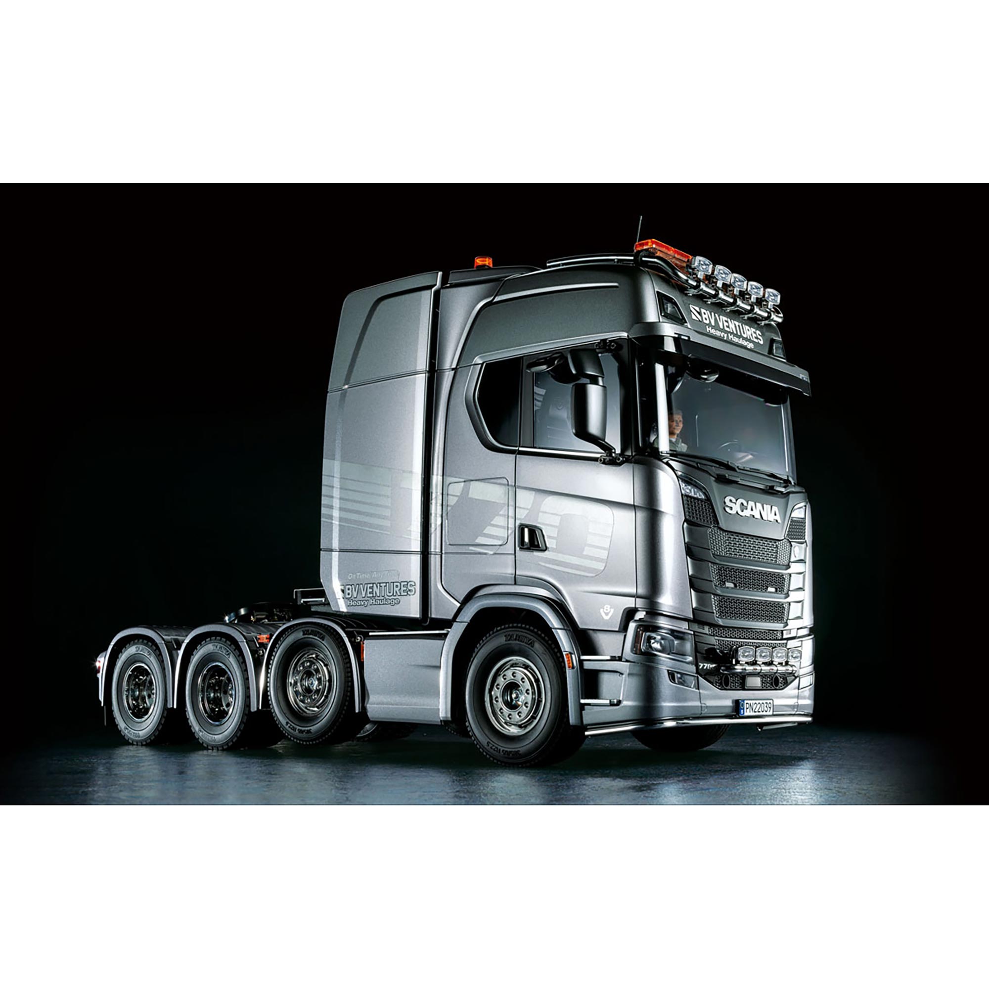 1/14 Scania 770 S 8x4 Tractor Truck Kit