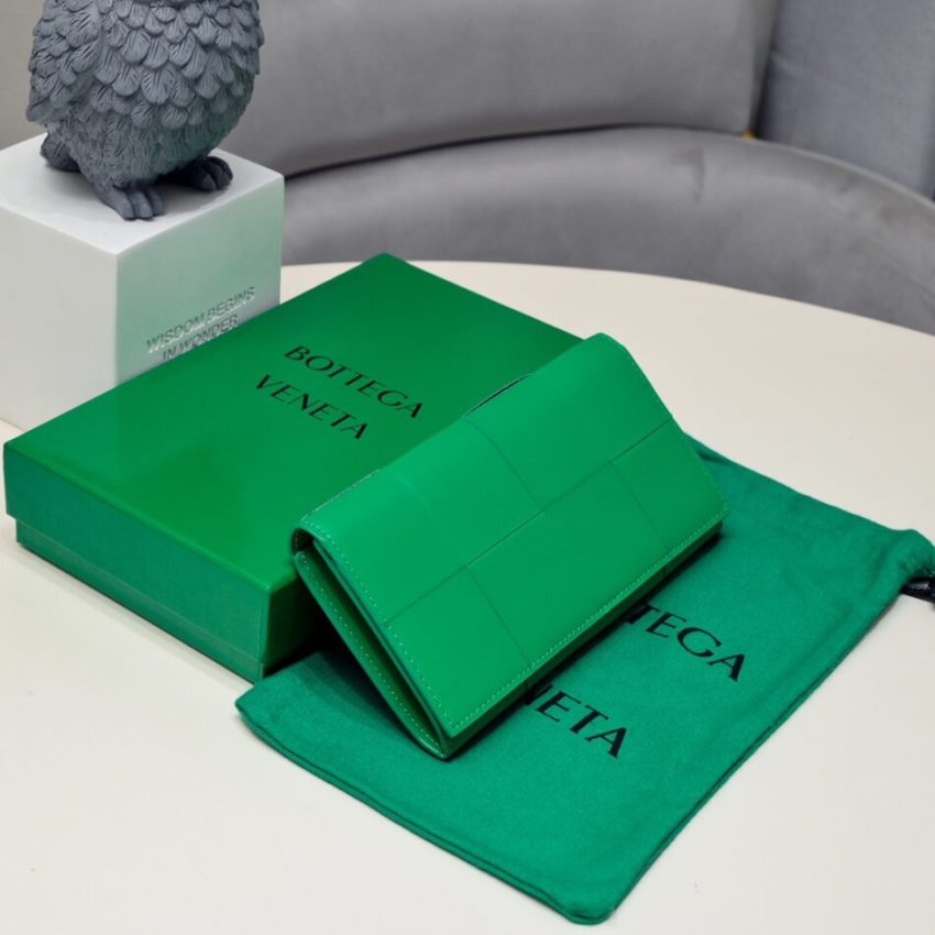 Replica Bottega Veneta Intrecciato Long Wallet