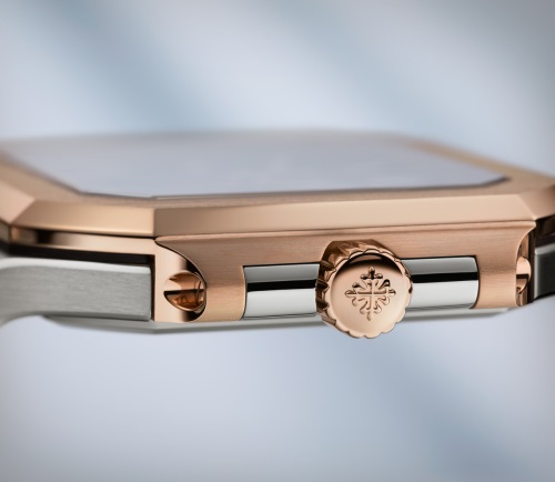 Patek Philippe Cubitus 45mm Reference : 5821/1AR-001