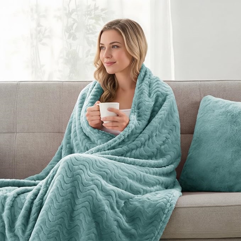 VELVETIER Mezcla Fleece Throw Blanket for Couch