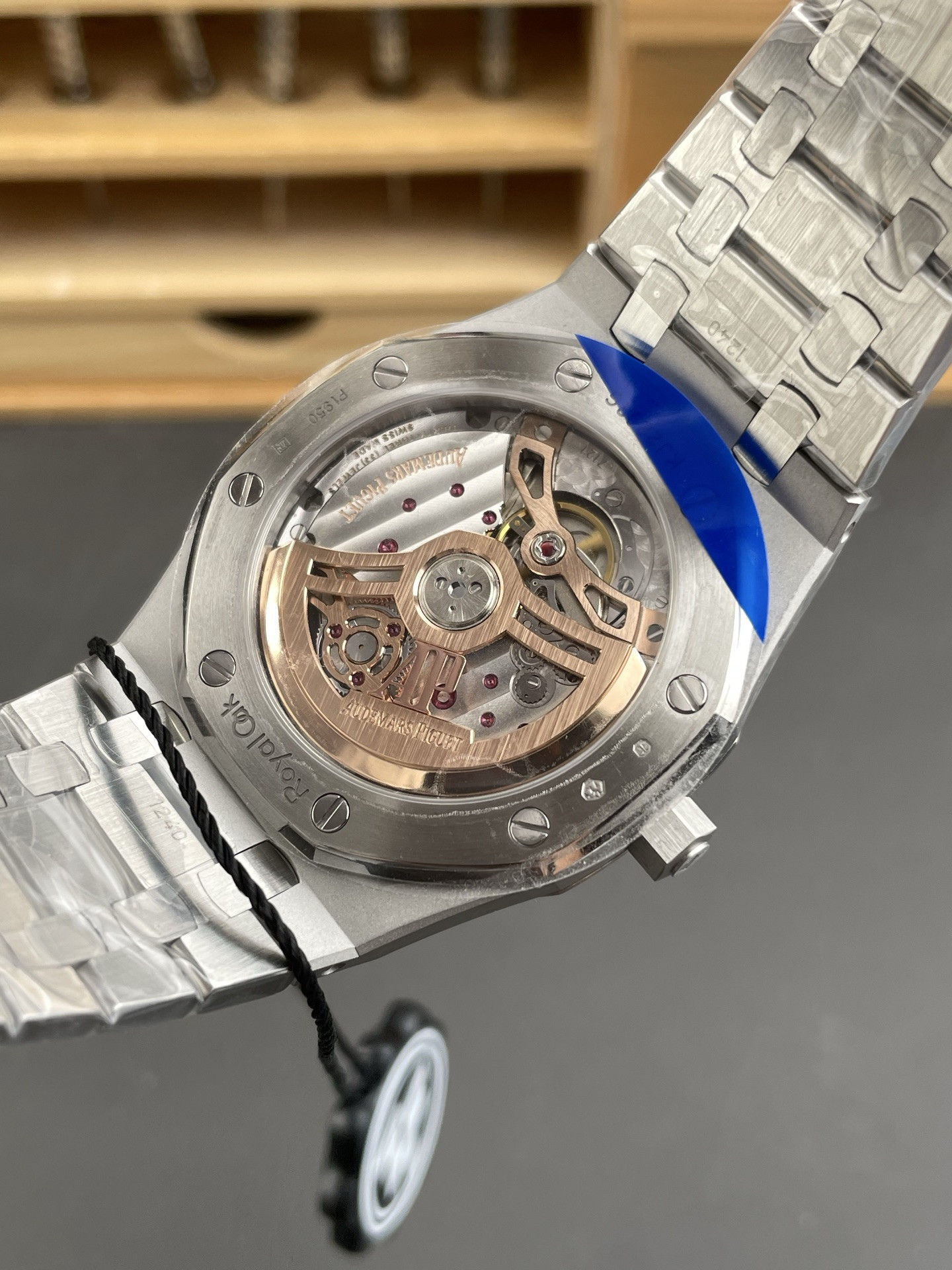 Royal Oak 16202 Starry Blue Grained Dial