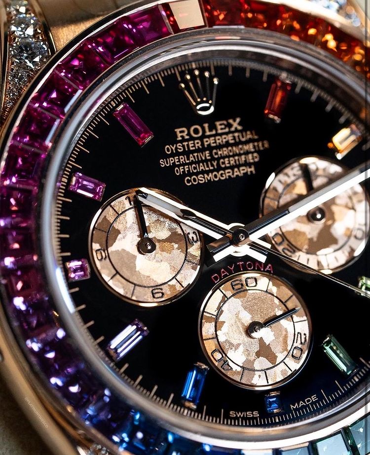 Rolex Cosmograph Daytona 116595RBOW 40mm Everose Gold Rainbow Sapphire Watch