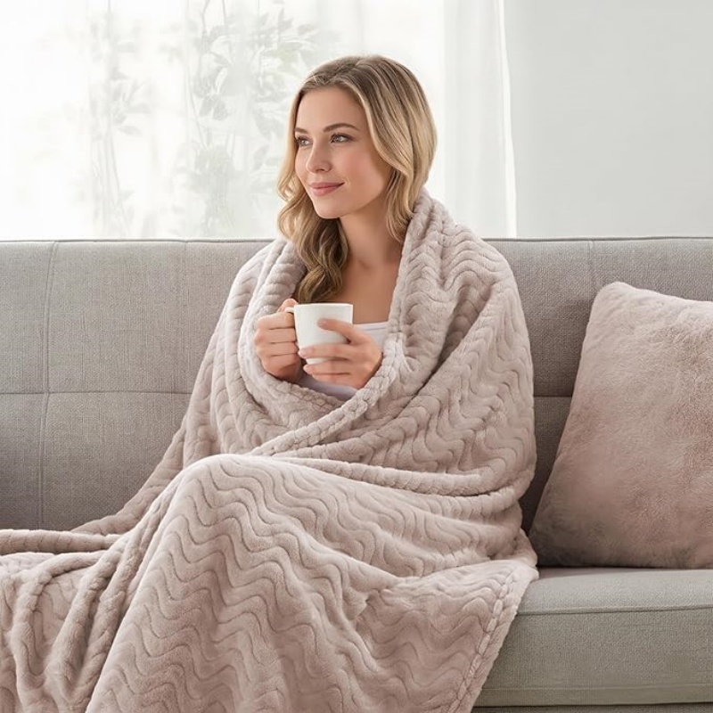 VELVETIER Mezcla Fleece Throw Blanket for Couch