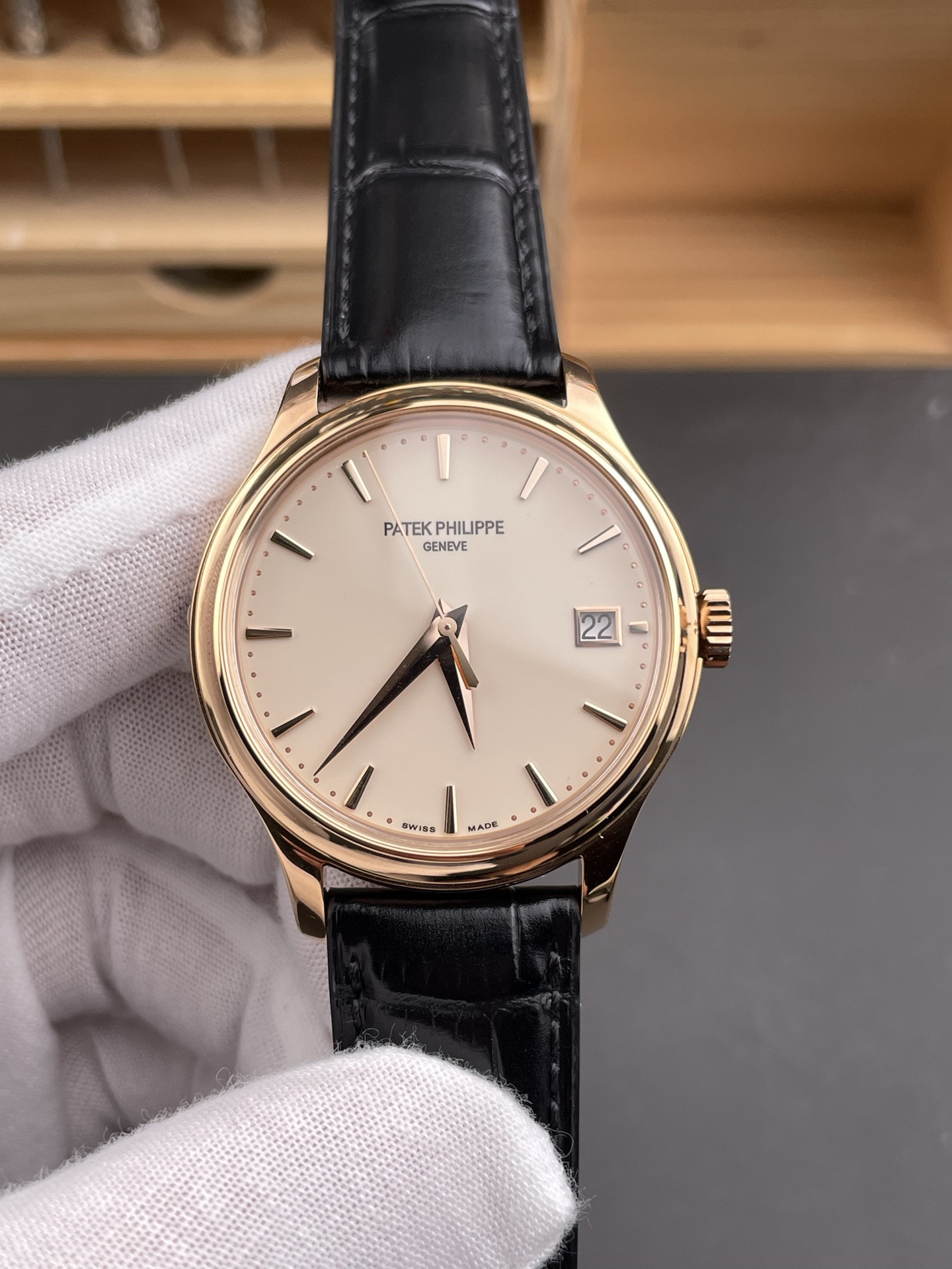 Patek Calatrava 5227R Officer Case Rose Gold