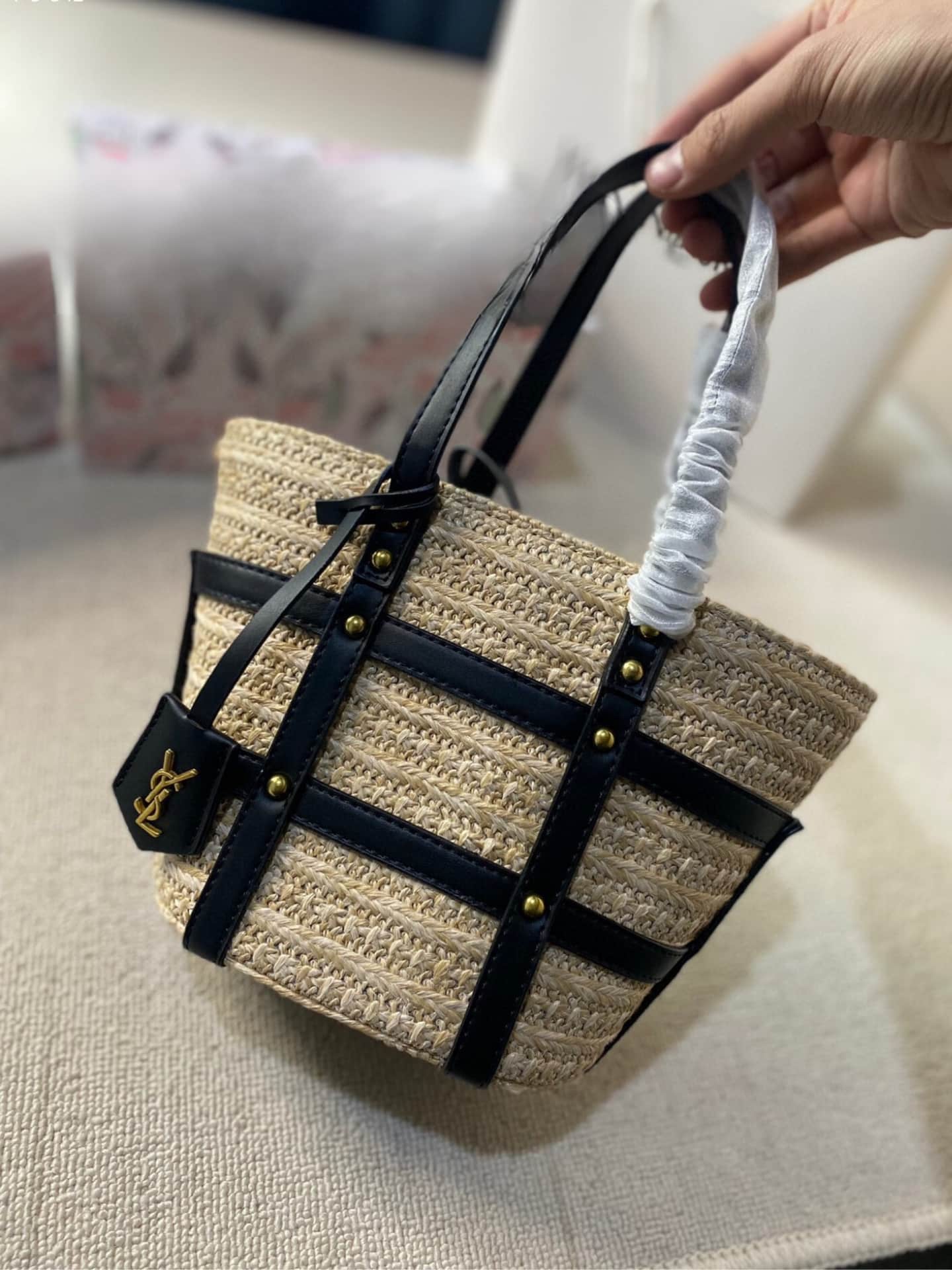 Saint Laurent Medium Panier Harness Raffia Tote Beige 17Cm