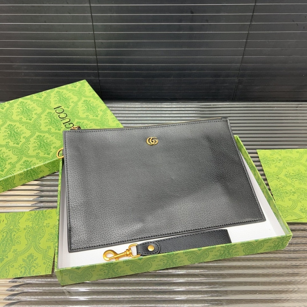 Gucci Gg Leather Pouch Clutch Bag Black 29Cm