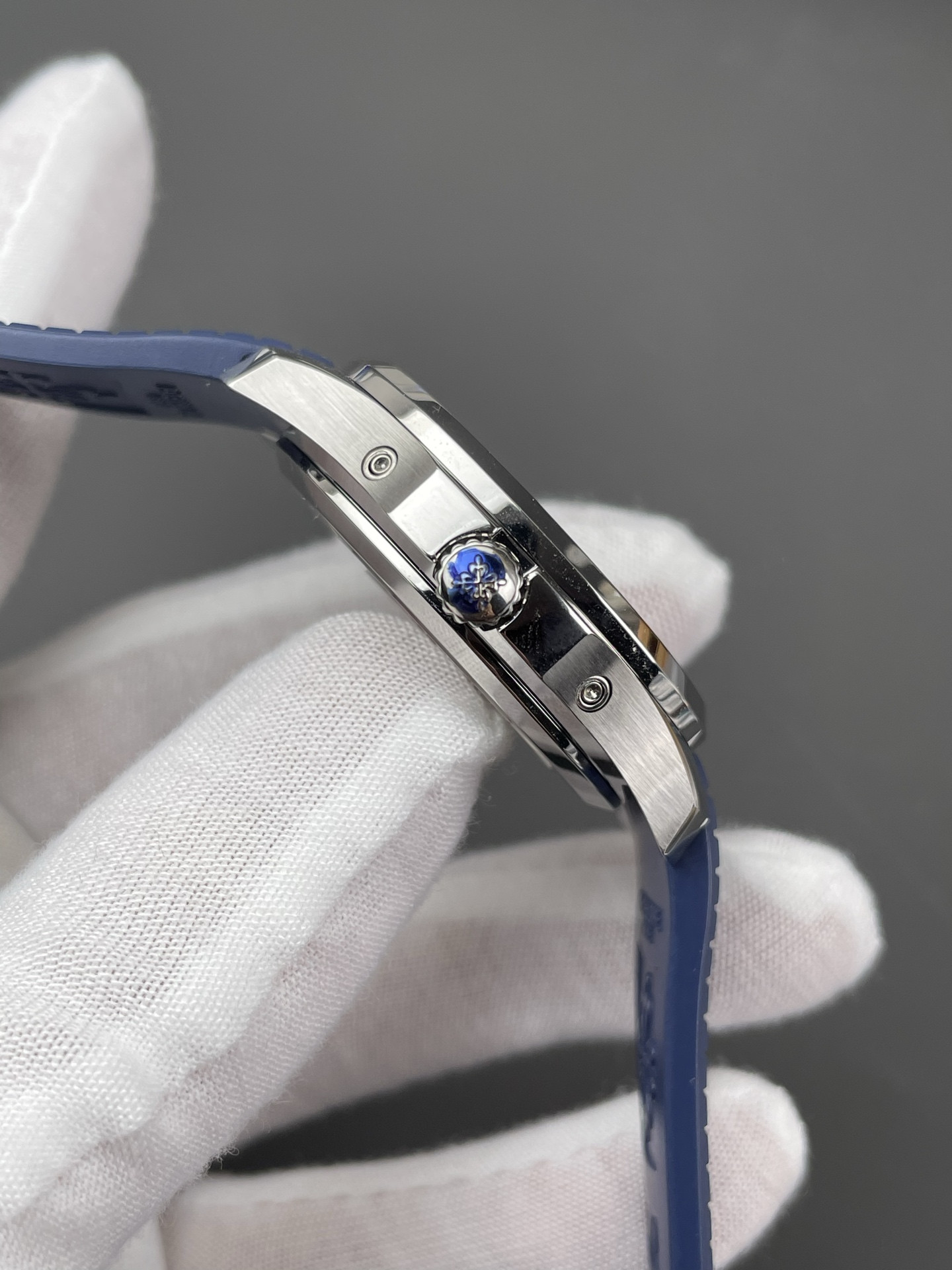Patek Philippe Aquanaut Ref.5261-001 Blue Dial