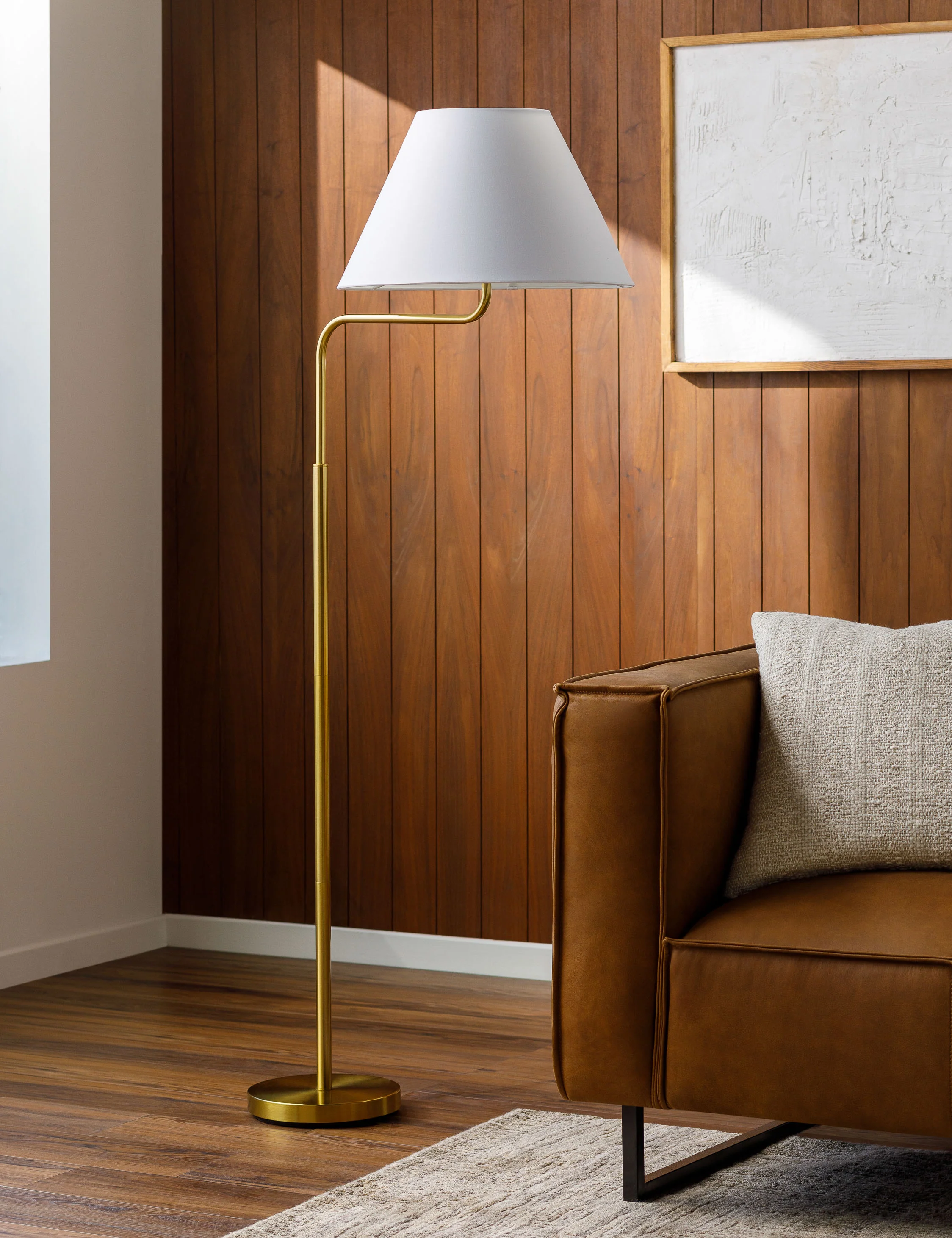 Modern Minimalist Lighting: Enhance Space Brightness and Create Unique Ambiance