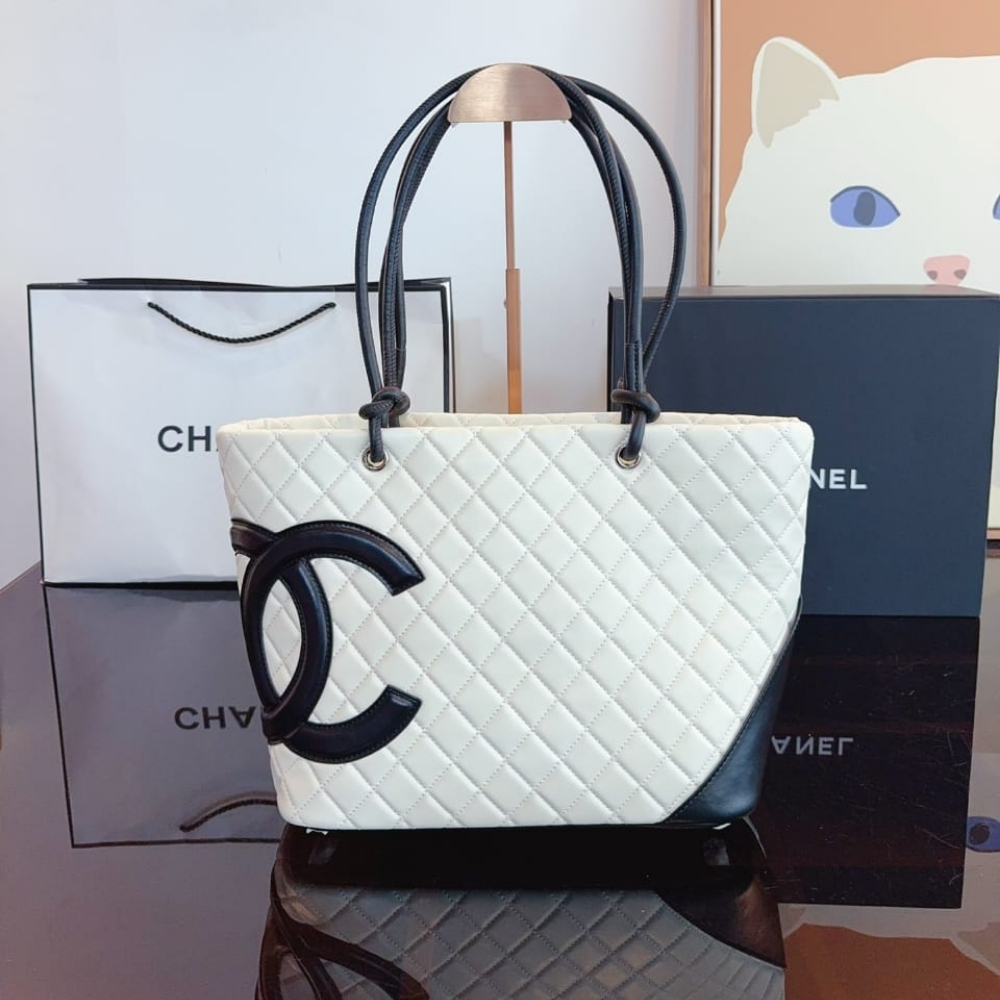 Chanel Cambon Line Large Tote Bag In White And Black 41Cm