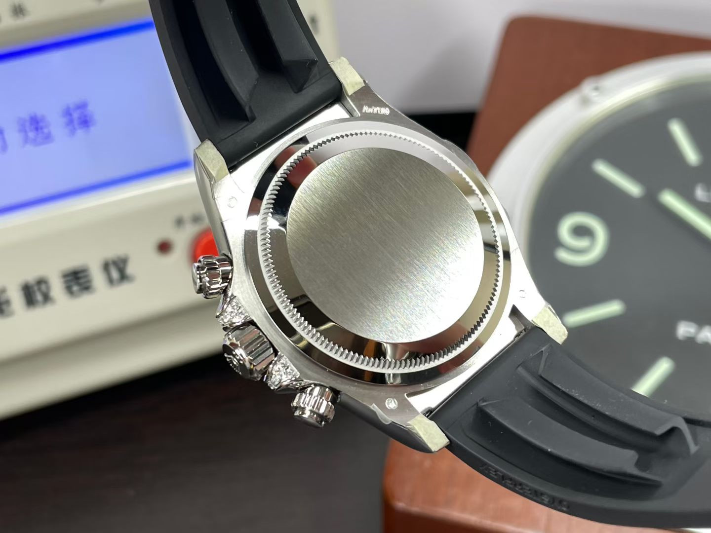 Custom Daytona T-Square Diamond Bezel
