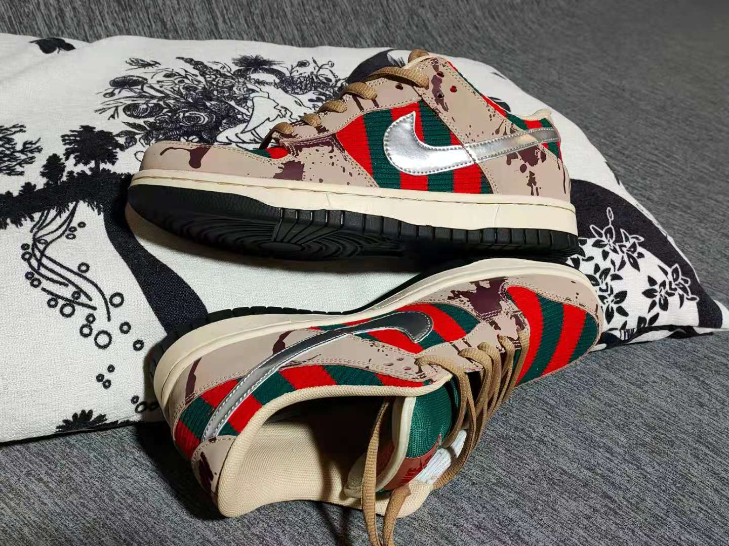 Dunk Low Pro SB Freddy Krueger 313170-202