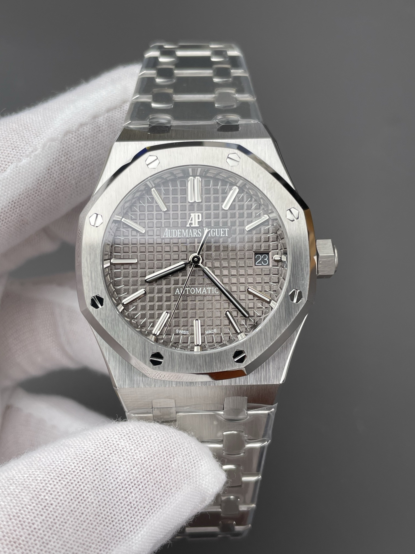 Royal Oak 15450 Grey Dial