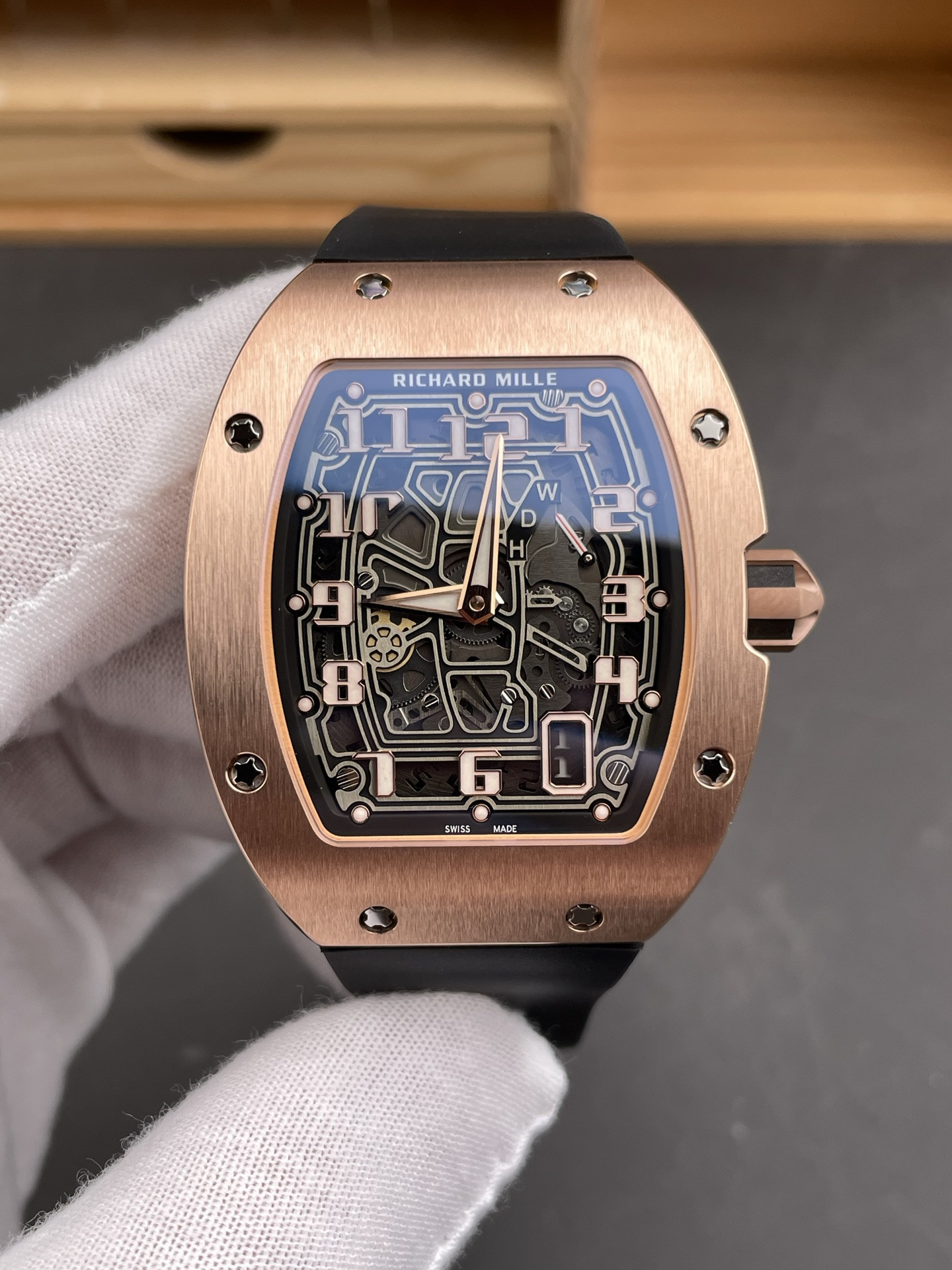 RM67-01 Rose Gold Case